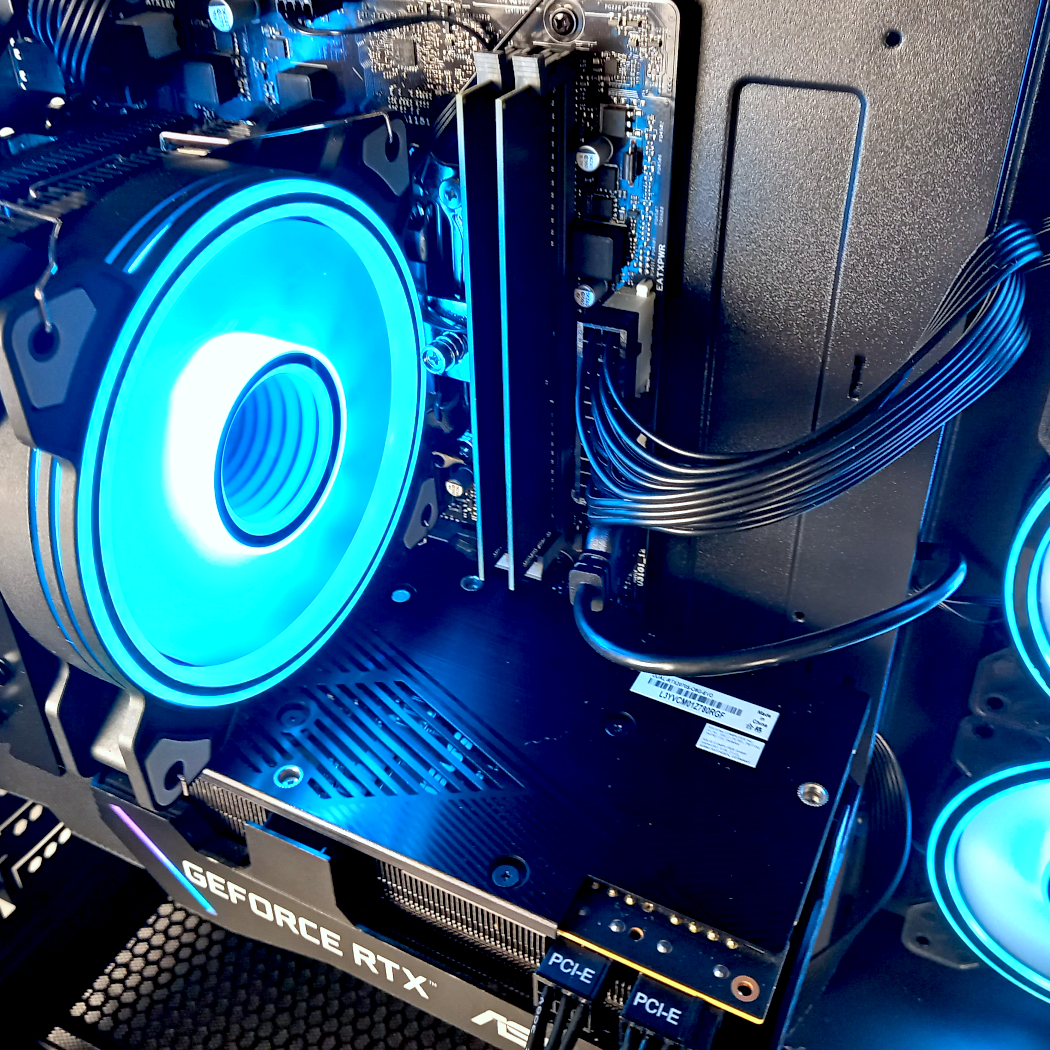 Leo Gaming PC | AMD Ryzen™ 5 7600X | NVIDIA® GeForce RTX™ 5070 | 16GB DDR4 RAM | 1TB M.2 NVMe SSD