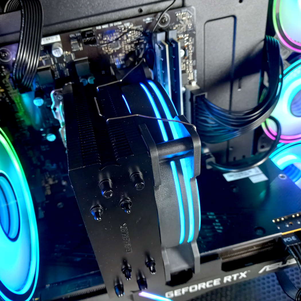 Leo Gaming PC | AMD Ryzen™ 5 7600X | NVIDIA® GeForce RTX™ 5070 | 16GB DDR4 RAM | 1TB M.2 NVMe SSD